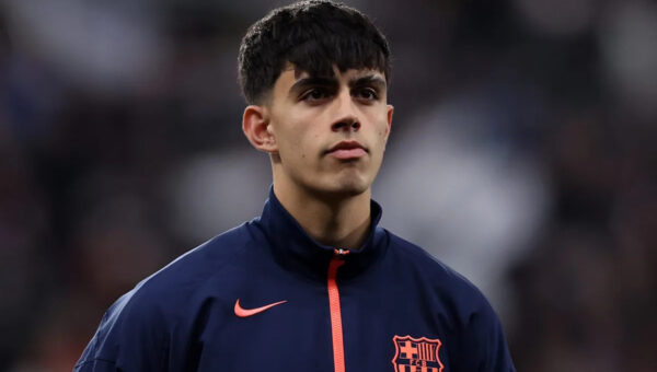 Barcelona midfield gem wants to stay put amid interest from Man City, Chelsea and Arsenal