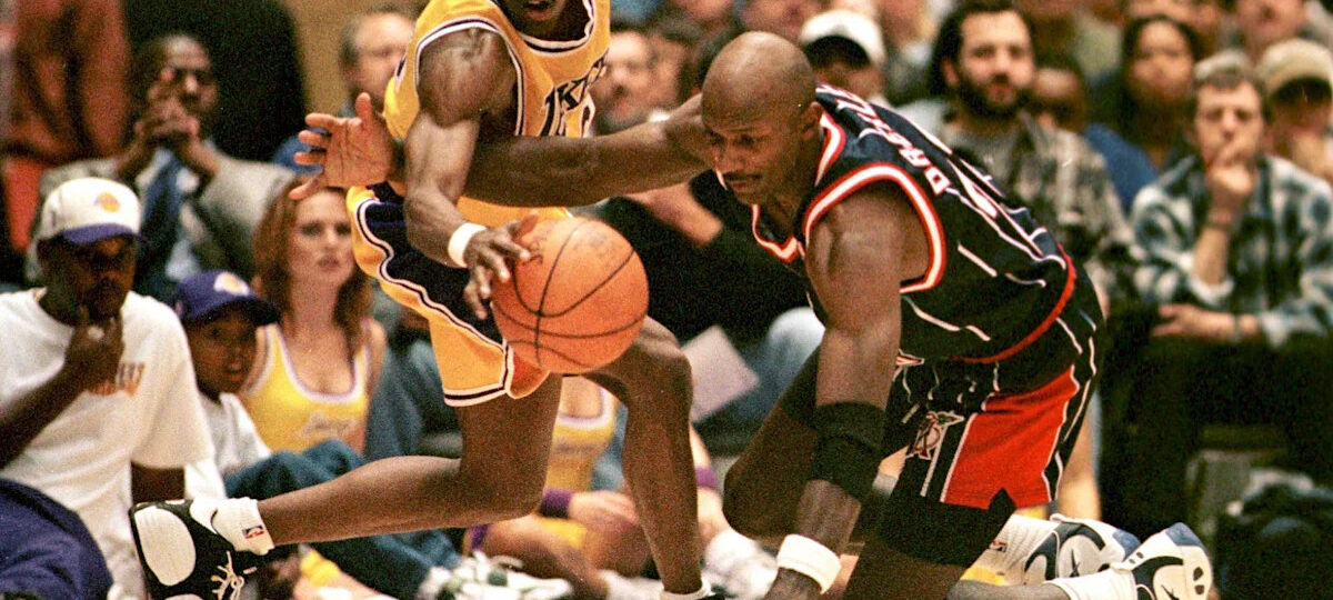 Houston Rockets jersey history No. 22 - Clyde Drexler (1995-98)