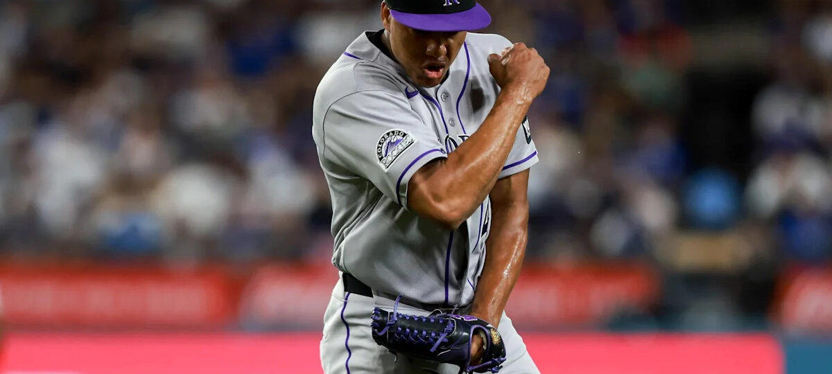 The Rockies have a signature eighth inning and stun the Dodgers 4-3