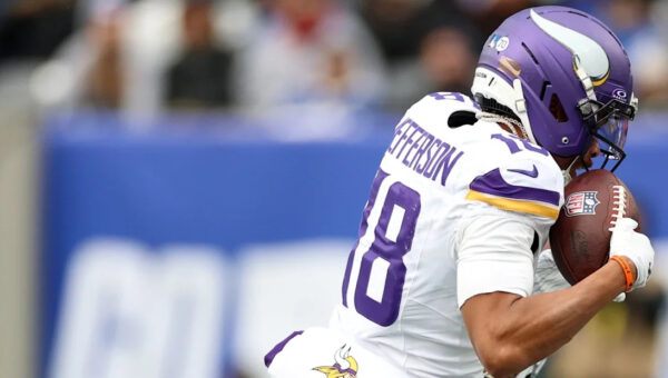 The 10 Best Vikings Players | Our Writers Cast Ballots