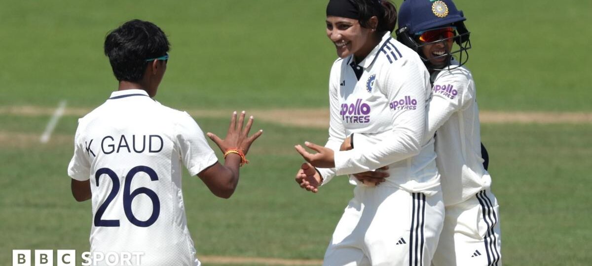 England outplayed by India in crushing Test defeat