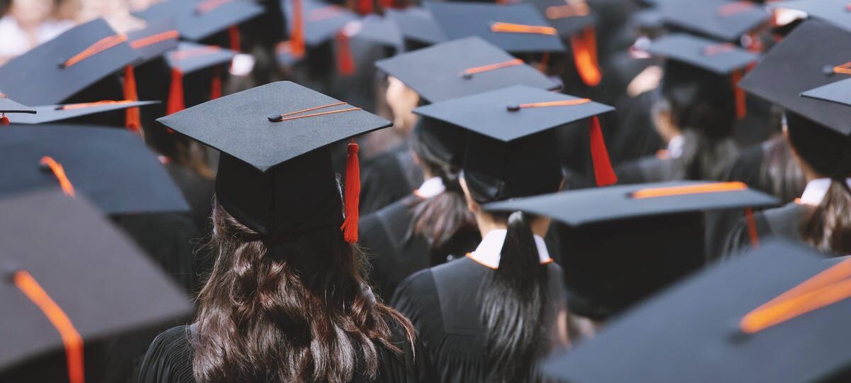 Student-loan borrowers who received the wrong monthly repayment amount are being told to reapply