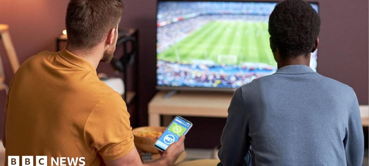 Online gamblers betting more than £1,000 to face new checks