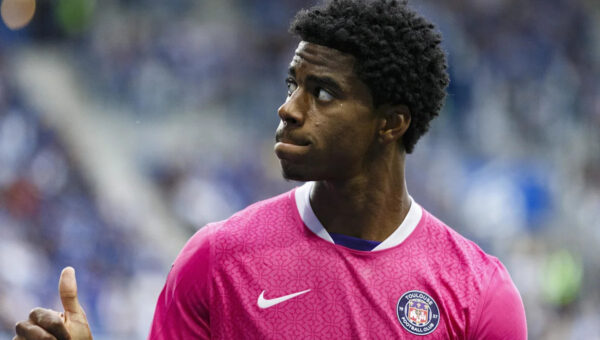 Who is Dayann Méthalie? Sunderland’s Latest Left-Back Target