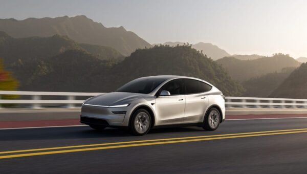 See inside Tesla’s new $62,000 six-seater Model Y L, which has been a huge hit in China and is now on sale in the US
