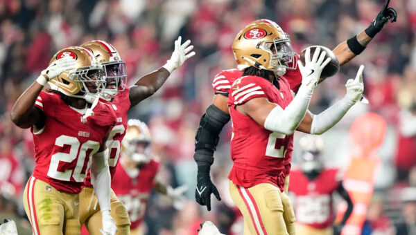 Early 49ers safety battle in training camp comes with surprising twist