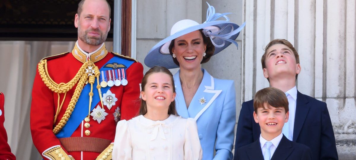 22 candid photos of Prince William, Kate Middleton, and their children over the years