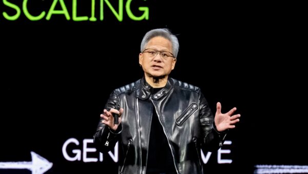As US weighs response to Chinese AI, industry urges against broad open-weight restrictions