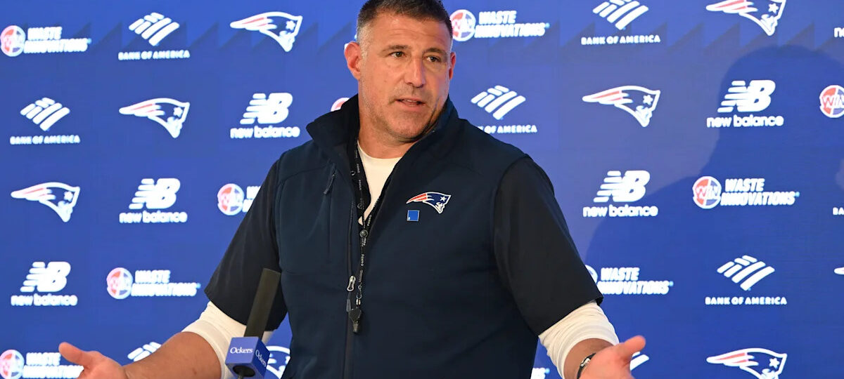 Mike Vrabel 'cautiously optimistic' about rookie Gabe Jacas' contract