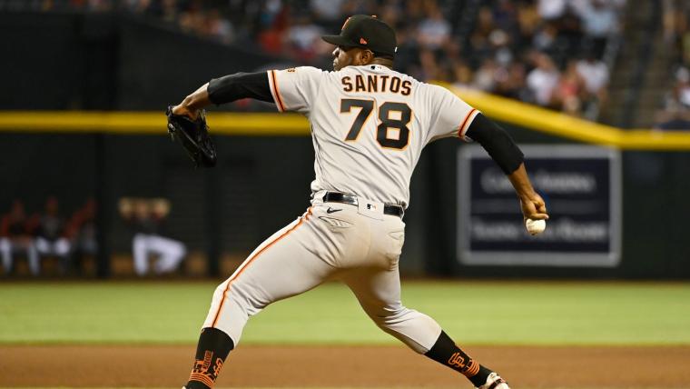 Former Mariners 4.14 ERA reliever leaves Giants for free agency
