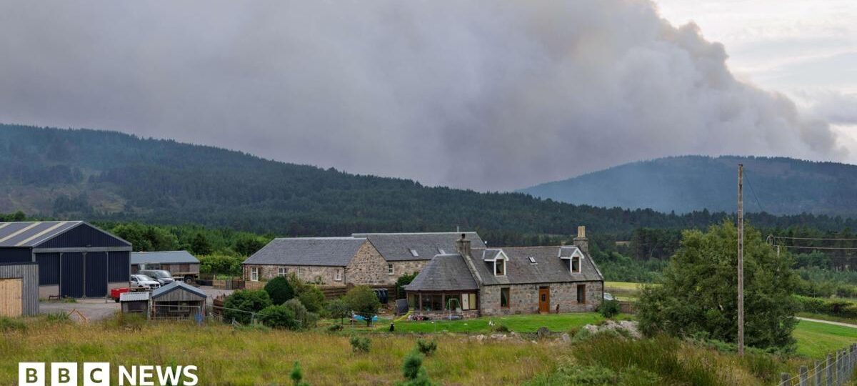 Police declare 'major incident' as weather change increases Cairngorms wildfire risk