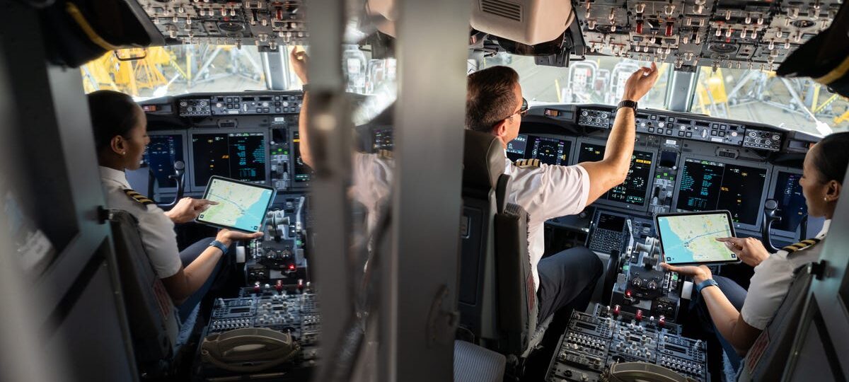 Pilots and airlines are using AI tools to better time the seatbelt sign