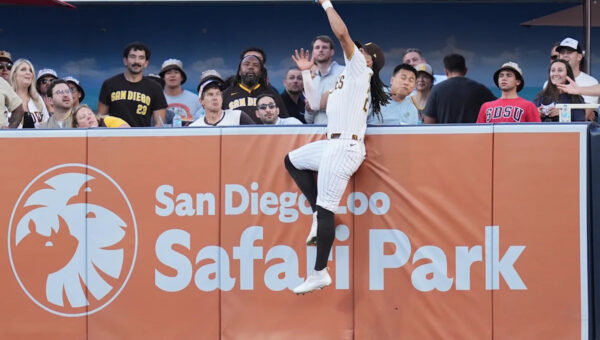 Tatis makes spectacular catch to rob Devers of a 3-run home run