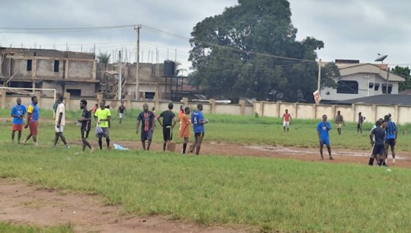 Edo LG Poll: Voter apathy deepens as youths play football, traders shun exercise