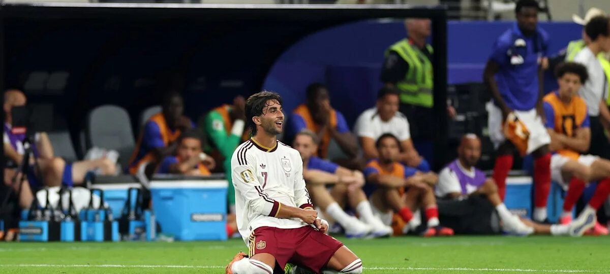 Barcelona’s lack of trust pushes 26-year-old versatile star closer to PSG transfer
