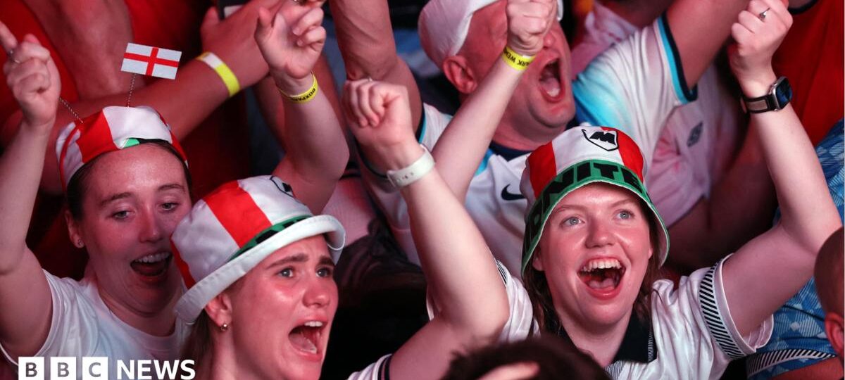 Starmer hints at bank holiday if England win World Cup