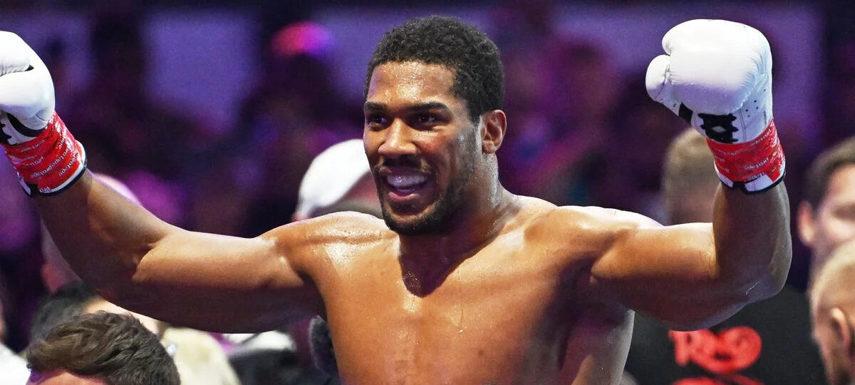 Anthony Joshua offers unique take on struggles against Kristian Prenga