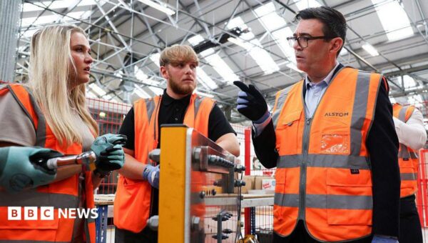 Some parents on benefits to get up to £4,500 for child starting apprenticeship