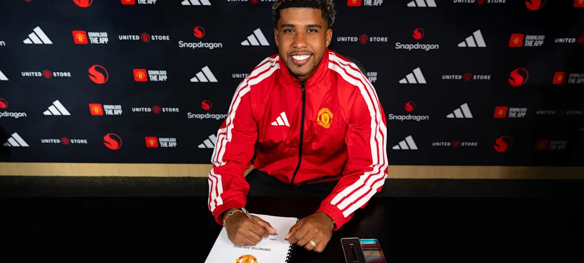 Official: Andrey Santos to Manchester United announced