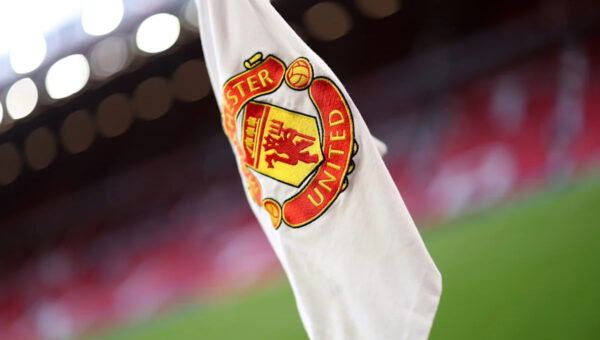 Man Utd ‘finalising’ £50m Chelsea transfer as Éderson move breaks down