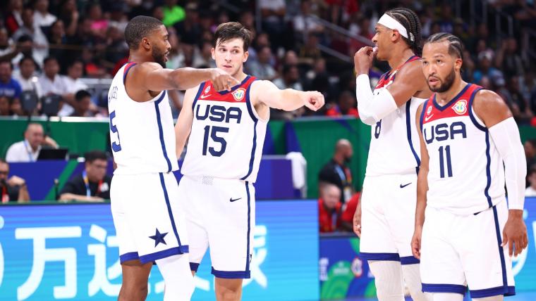 Paolo Banchero gives Jalen Brunson his flowers after leading the Knicks to a championship