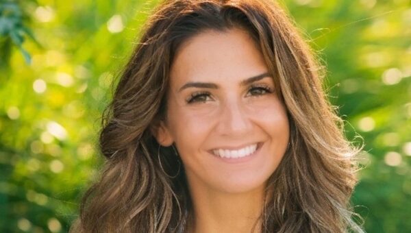 A preventive neurologist shares 3 simple habits she follows to help reduce her Alzheimer's risk