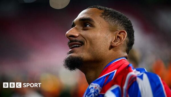 Chelsea sign Palace defender Lacroix for £52m