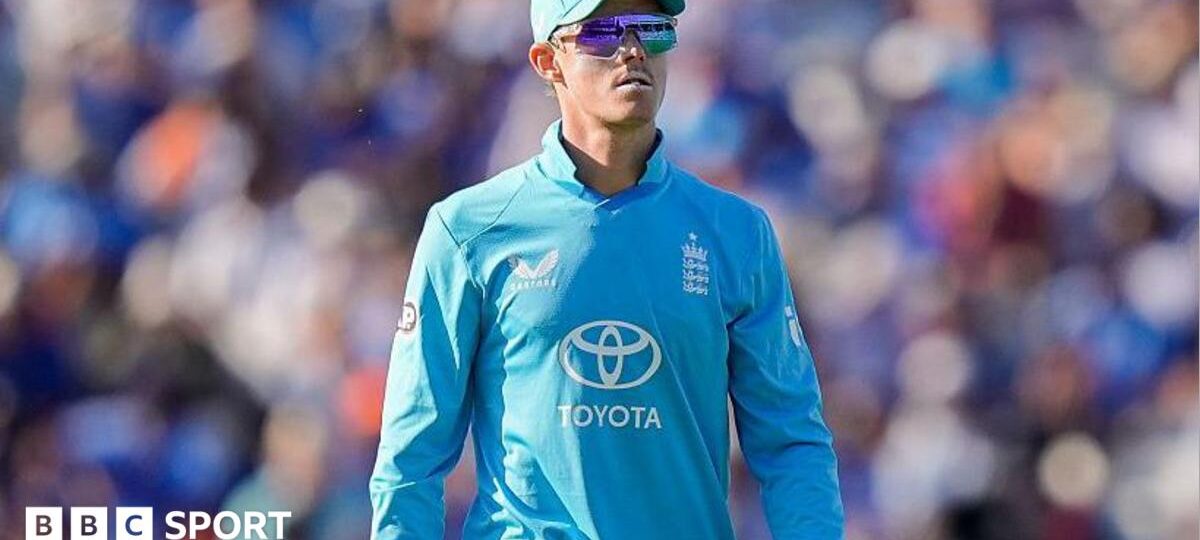 Bethell ruled out of The Hundred with knee injury