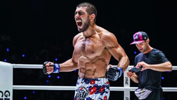 ‘For Something Greater’ – How Faith And Family Fuels Elbek Alyshov’s World Title Dreams At The Inner Circle 24
