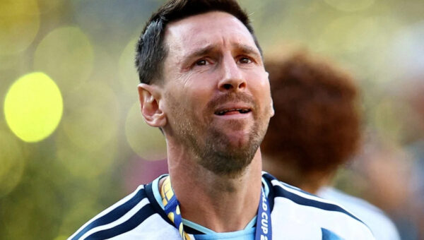 Argentina’s president Javier Milei promises the country a bank holiday… despite losing the World Cup final