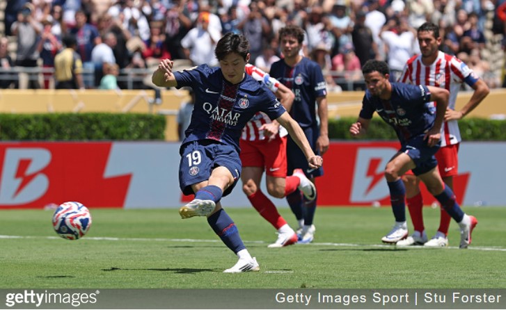 Atletico Madrid agrees Kang-in Lee deal