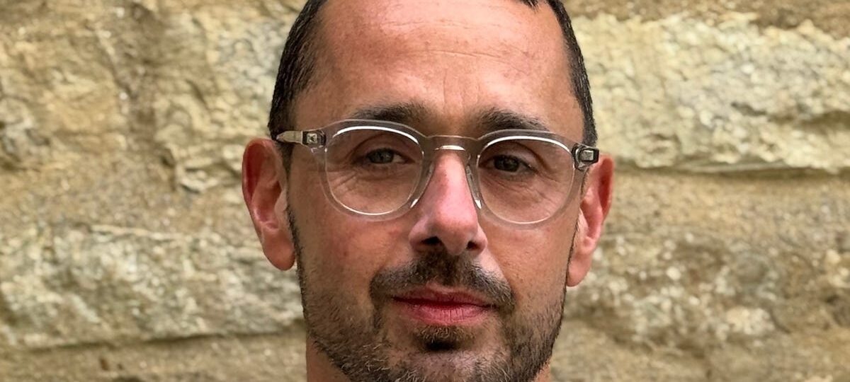 A 39-year-old man saw blood in his poop. He had colon cancer.