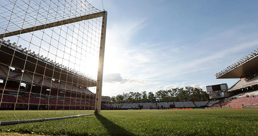 Row in Vallecas: Rayo clean the stadium, but block access