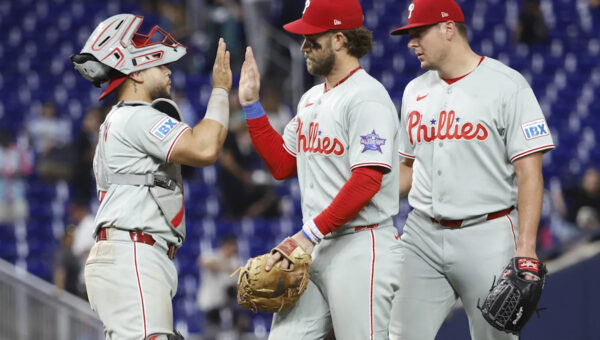 Phillies lose 30-year-old pitcher to season-ending injury