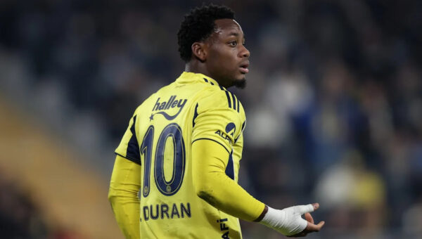 Barcelona-linked South American forward closing in on Benfica move – Romano