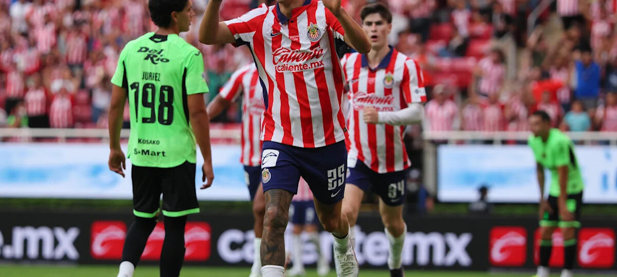 Last minute goal gives Chivas victory over FC Juarez