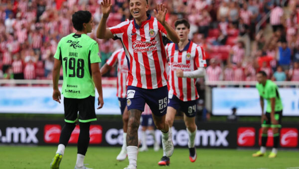 Last minute goal gives Chivas victory over FC Juarez