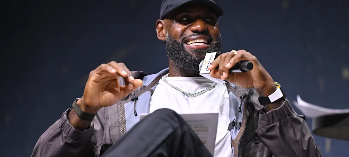 LeBron James talks about his free agency at Fanatics Fest