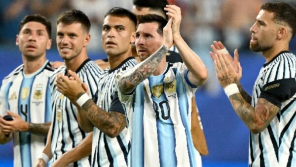 ‘Only cowards play backwards’ — Martinez blasts Argentina after Spain defeat