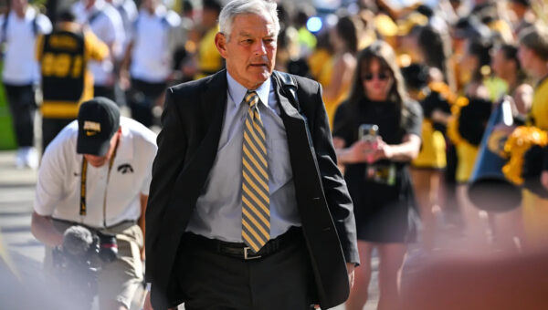 Where is Iowa ranked in preseason Big Ten football poll?