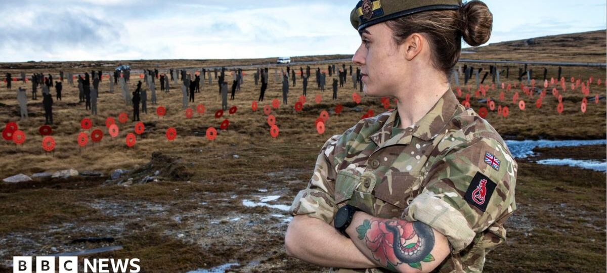 Military kit still failing women, troops say