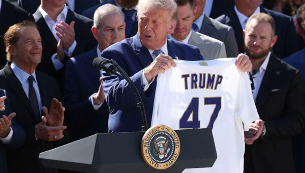 Trump Tells L.A. Dodgers He Loves Negotiating in the Oval Office Because Everyone Feels ‘Discombobulated’ There