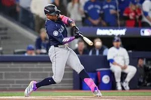 Rick Rizzs talks Seafair grand marshal honor, Mariners accountability & the fan hit by Julio’s homer