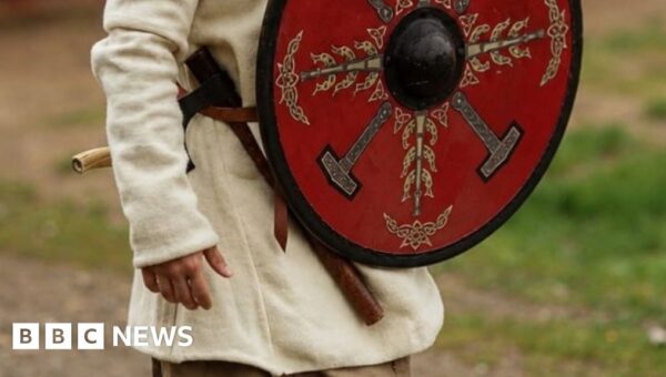 Viking re-enactor prepares to walk 100 miles in Viking clothing