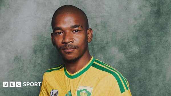 South Africa World Cup midfielder Adams dies aged 25