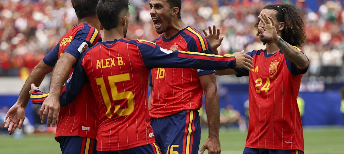 How Spain breezed to World Cup knockout stage win for 16 years
