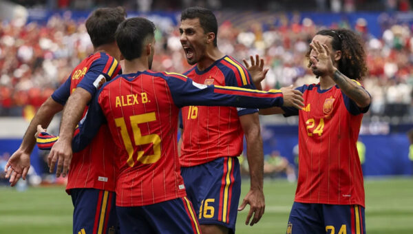 How Spain breezed to World Cup knockout stage win for 16 years