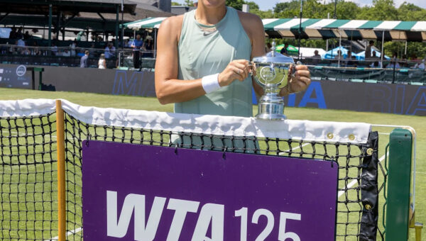 Fearnley, Maria win singles titles at Cerity Partners Hall of Fame Open