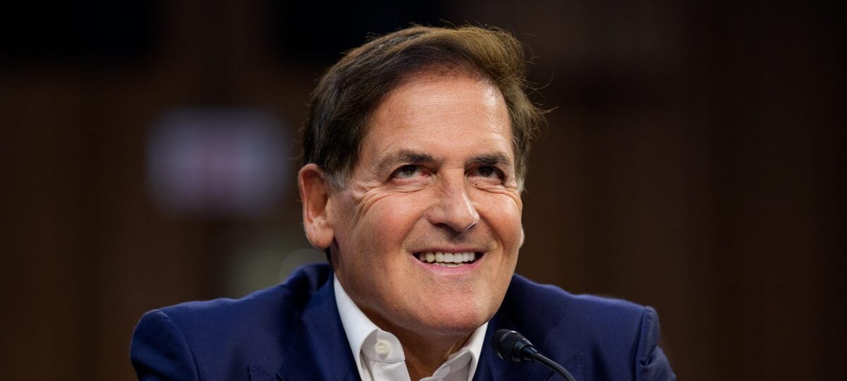 Anthropic’s top economist says AI won’t replace workers yet. Mark Cuban says it trails humans in 2 key ways.