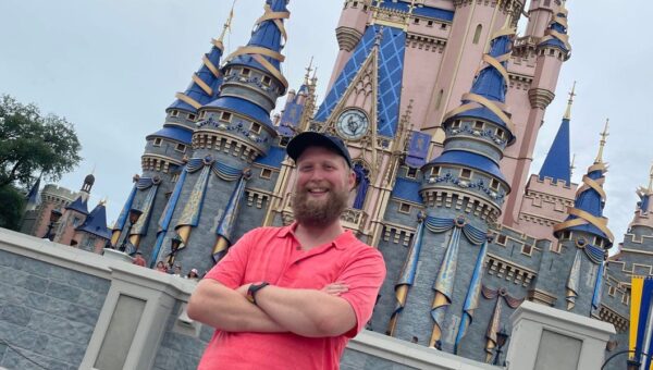 I've been going to Disney World for over 20 years. Here are my 12 best tips for visiting on a budget.